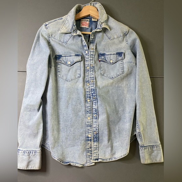 Levi’s Western Denim Shirt - Picture 1 of 4